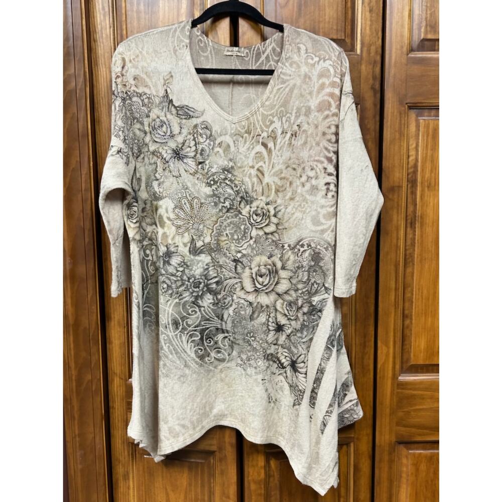 Studio Gem X-Large Bedazzled Florals & Butterflies